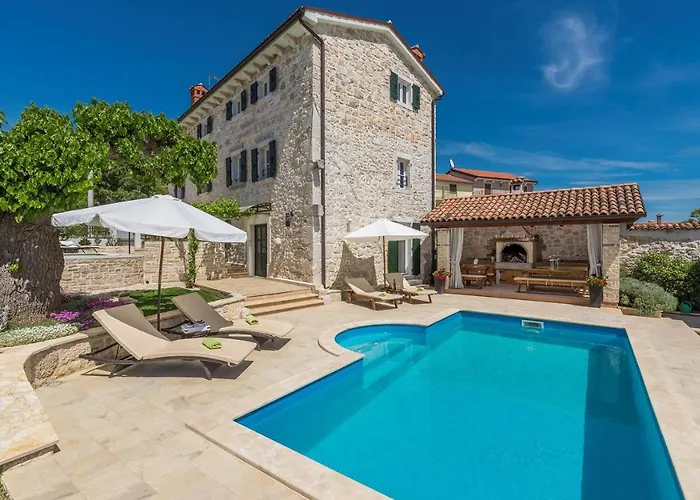 Beautiful Stone House - Villa Parentium With Private Pool