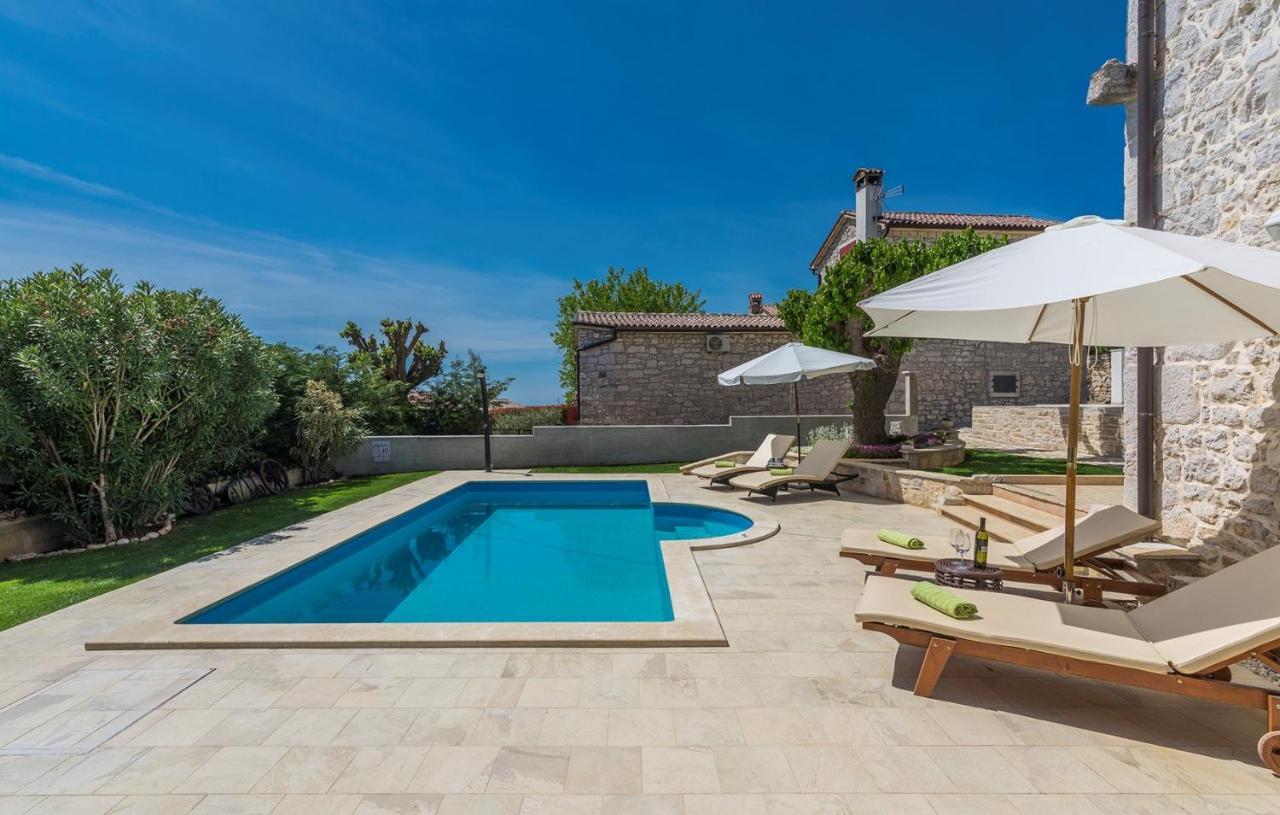 Beautiful Stone House - Parentium With Private Pool