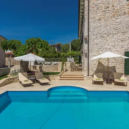Beautiful Stone House - Villa Parentium With Private Pool Dracevac Exterior photo