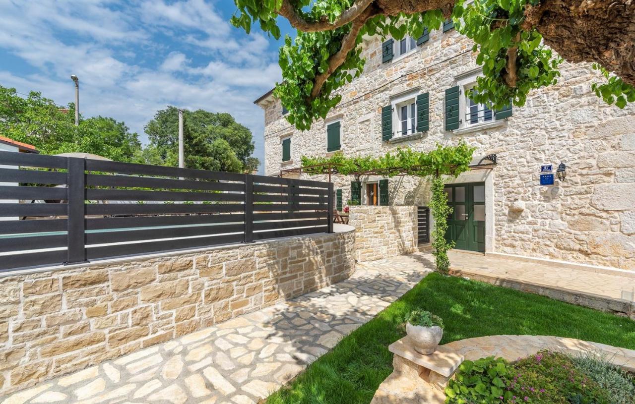 Beautiful Stone House - Parentium With Private Pool Villa *